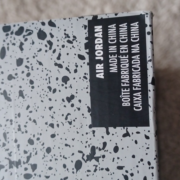 Air Jordan 6 Retro Size 8 Off White/ Maroon GUC - Picture 13 of 14